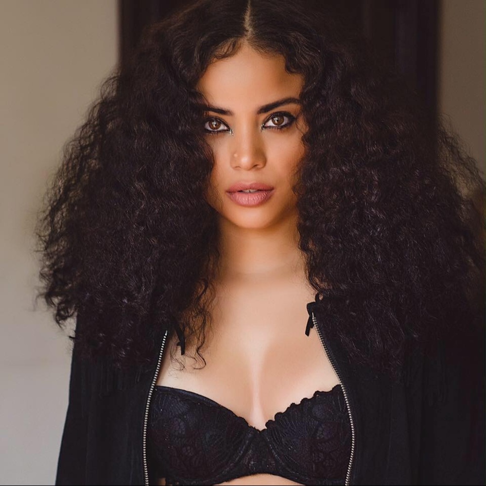 Meet your Posher, Sunshine